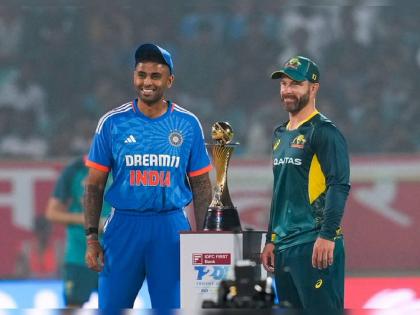 IND vs AUS 5th T20I Live : Deepak Chahar to miss today's game against Australia due to family reasons, Australia won the toss & decided to bowl first | IND vs AUS : भारतीय खेळाडू तातडीने घरी गेला, आजच्या सामन्याला मुकला; सूर्यकुमारने सांगितले कारण