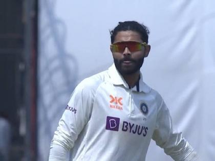 India vs aus 3rd test live scorecard Indore : Ravindra Jadeja gets Travis Head, Jadeja cleans up Labuschagne for a duck and it's a no-ball, he completes 500 wickets in international cricket | Ind vs Aus 3rd test live : रवींद्र जडेजाने विकेट मिळवली, परंतु चुकीने एक विकेट गमावलीही; रवी शास्त्री, सुनील गावस्कर संतापले 