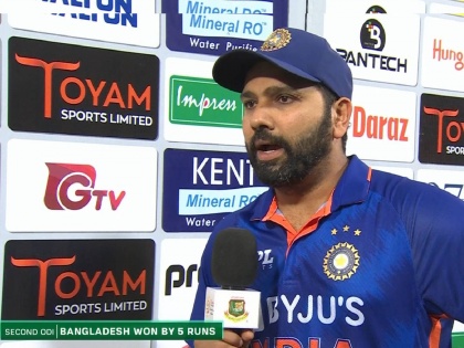 IND vs BAN : Indian Cricket Team Injuries: Captain Rohit Sharma asks ‘How can players come half-fit to play for India?’ | IND vs BAN : पूर्णपणे तंदुरुस्त नसतानाही भारतासाठी खेळायला हे कसे येतात? रोहित शर्मा भडकला, वाचा कोणावर फोडले खापर