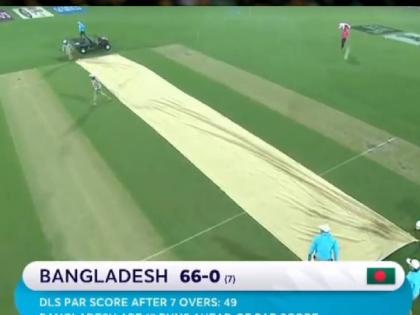 T20 World Cup, IND vs BAN : Game stopped, Bangladesh is miles ahead at the moment. Required score in 7 overs was 49, Bangladesh is 17 runs ahead according to DLS method. | T20 World Cup, IND vs BAN : पाऊस पडला, खेळ थांबला! DLS नुसार कोण विजयी ठरणार; जाणून घ्या गणित