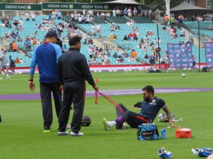 IND vs ENG 1st ODI Live Updates : Virat Kohli not available for first ODI at Oval,  India won the toss and chose to bowl first, know playing Xi | IND vs ENG 1st ODI Live Updates : विराट कोहली खेळणार नाही; टीम इंडिया ५ फलंदाज, २ अष्टपैलू, ४ गोलंदाज घेऊन उतरली मैदानावर