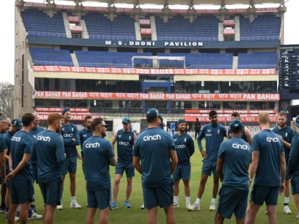 IND Vs ENG 4th Test: Two big changes to England squad for fourth Test against India; The dangerous bowler is back | भारतविरुद्धच्या चौथ्या कसोटीसाठी इंग्लंड संघात दोन मोठे बदल; धोकादायक गोलंदाज परतला