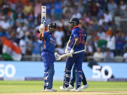 IND vs ENG 3rd ODI Live Update : Rishabh Pant first ODI century for India, IND: 236/5 (40.5) | Rishabh Pant, IND vs ENG 3rd ODI Live Update : रिषभ पंतने धु धु धुतले... इंग्लंडमध्ये वन डेतील पहिले शतक झळकावले; राहुल द्रविडनंतर तोच...