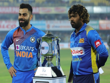 India vs Sri Lanka, 2nd T20I: Special Chemical to Blunt Dew Impact at Holkar Stadium in Indore | IND vs SL, 2nd T20I : इंदूरच्या खेळपट्टीसाठी 'स्पेशल केमिकल'; क्युरेटर्सची अनोखी शक्कल