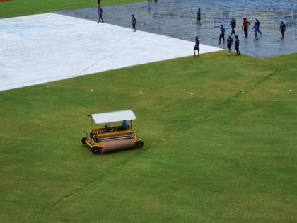 ICC Cricket World Cup Warm-up Matches IND vs NED : Good news: Rain stopped in Greenfield Stadium, super soper is out on the cover | IND vs NED : भारत-नेदरलँड्स मॅच कधी सुरू होणार? पाऊस थांबला, सुपर सोपर मैदानावर; अपडेट्स वाचा