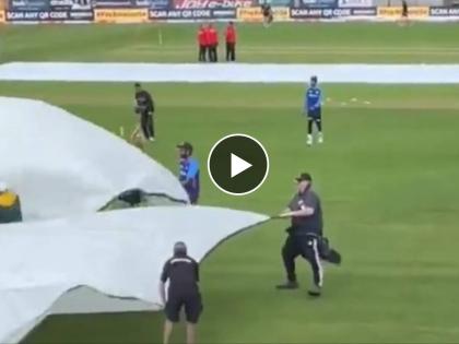 IND vs NZ, 2nd ODI : Sanju Samson helping the ground staff during the rain break, India loses captain Shikhar Dhawan just on the second ball after the rain break, Video  | IND vs NZ, 2nd ODI : संघात स्थान न मिळालेल्या Sanju Samson ने ग्राऊंड स्टाफला केली मदत; कृतीने जिंकले सर्वांचे मन, Video  