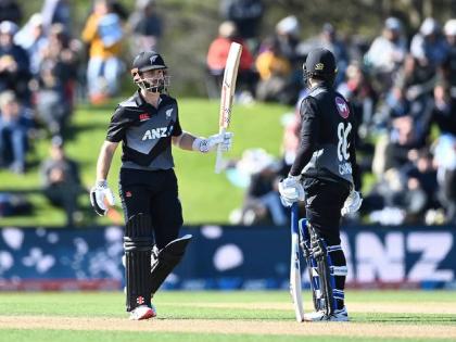 Kane Williamson to miss 3rd T20 vs India, Tim Southee to lead NewZealand; batsman Mark Chapman will join the T20 squad in Napier   | IND vs NZ 3rd T20I : न्यूझीलंडला धक्का, केन विल्यमसनची तिसऱ्या लढतीतून माघार; पण स्फोटक फलंदाजाची एन्ट्री