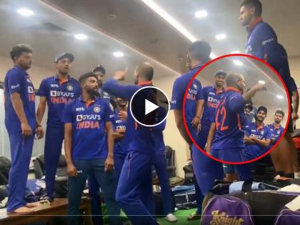 Shikhar Dhawan teaching Indian boys dance steps, He leads celebration with energtic dance after India's series win vs SA, Video  | IND vs SA ODI : Shikhar Dhawan भारतीय खेळाडूंना काय काय करायला लावतो? VVS Laxman कडून पोलखोल, Video Viral