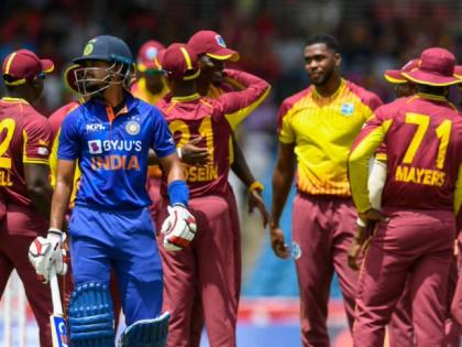 IND vs WI 2nd T20I Live Updates : 6 for 17 by Obed McCoy, Obed McCoy becomes the first player to take a five-for against India in men's T20Is, india all out on 138 | IND vs WI 2nd T20I Live Updates : ओबेड मॅकॉयने इतिहास घडविला, ६ विकेट्स घेताना टीम इंडियाला हिला डाला; २० षटकंही संघ खेळू नाही शकला