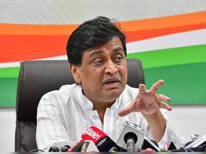 I have no complaint against anyone, I worked honestly while in the party Ashok Chavan's first reaction after resignation | मला कोणाची तक्रार करायची नाही, भाजपामध्ये जाण्याचा...; अशोक चव्हाणांची राजीनाम्यानंतर प्रतिक्रिया