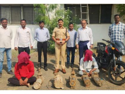 Electric motor pump thieves caught; 12 Crimes Revealed | विद्युत मोटार पंप चोरट्यांना पकडले; १२ गुन्हे उघड