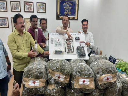 Smuggler Arrested for Advertising Charas Hash on Instagram 31 lakh worth of goods seized | चरस हॅशची इन्स्टावर जाहिरात करुन तस्करी करणाऱ्यास अटक; ३१ लाखांचा मुद्देमाल हस्तगत