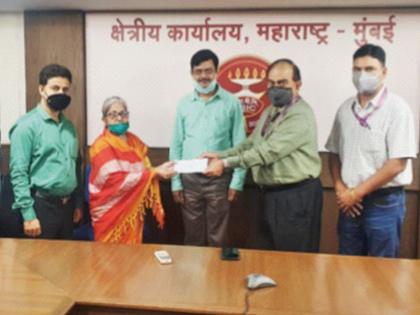 State Insurance Corporation rushed to the aid of the families who died in the accident | अपघातात मृत्यू झालेल्या कुटुंबीयांच्या मदतीस धावले राज्य विमा महामंडळ