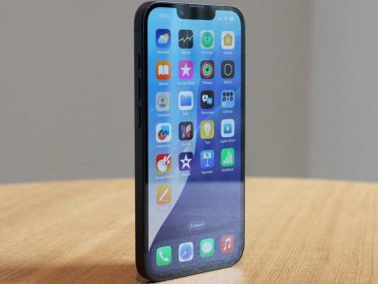 iPhone stolen for reel; Phone owner's throat slit | रीलसाठी आयफोनची चोरी; फोनमालकाचा चिरला गळा iPhone stolen for reel; Phone owner's throat slit | रीलसाठी आयफोनची चोरी; फोनमालकाचा चिरला गळा
