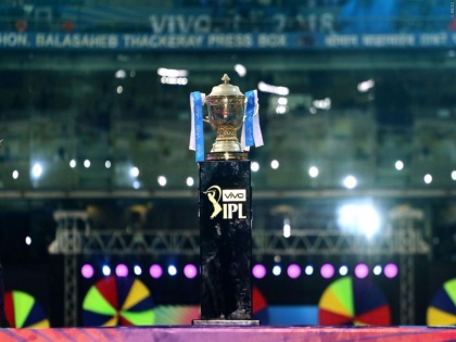 BREAKING:  IPL 2019 to be played in India, set to start on March 23. | BREAKING: IPL 2019 चा मुहूर्त ठरला, भारतातच होणार स्पर्धा