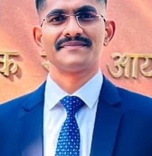 जिंकलंस मित्रा! कॉन्स्टेबलने IPS बनून घेतला अपमानाचा बदला; बॅक टू बॅक क्रॅक केली UPSC