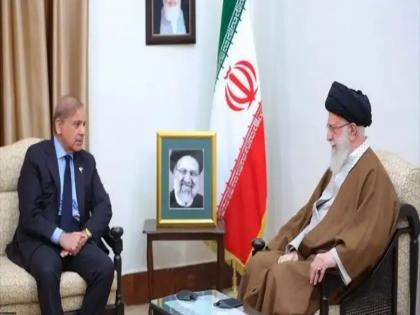 Pakistan takes stand with Iran againt Israel war; appeals to Muslim countries to unite | इराण-इस्त्रायल युद्धात पाकिस्ताननं घेतली भूमिका; मुस्लीम देशांना एकजूट होण्याचं आवाहन Pakistan takes stand with Iran againt Israel war; appeals to Muslim countries to unite | इराण-इस्त्रायल युद्धात पाकिस्ताननं घेतली भूमिका; मुस्लीम देशांना एकजूट होण्याचं आवाहन