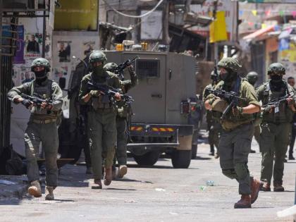 Big explosion in Gaza! Israeli forces attacked, seven killed in bomb blast | गाझामध्ये मोठा धमाका! इस्त्रायली सैन्यावर हल्ला, बॉम्बस्फोटात सात जणांचा मृत्यू Big explosion in Gaza! Israeli forces attacked, seven killed in bomb blast | गाझामध्ये मोठा धमाका! इस्त्रायली सैन्यावर हल्ला, बॉम्बस्फोटात सात जणांचा मृत्यू