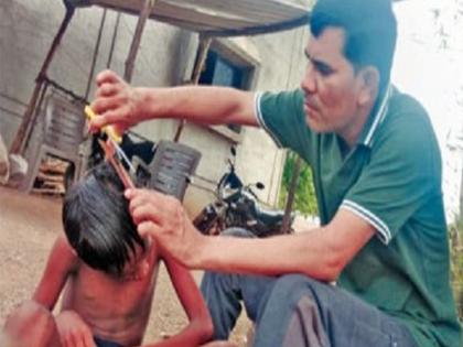 In Nandurbar, Judges who came to the village on vacation cut the hair of village children themselves; what exactly happened? | सुटीत गावी आलेल्या न्यायाधीशांनी स्वत: कापले गावातील मुलांचे केस; नेमकं घडलं काय? In Nandurbar, Judges who came to the village on vacation cut the hair of village children themselves; what exactly happened? | सुटीत गावी आलेल्या न्यायाधीशांनी स्वत: कापले गावातील मुलांचे केस; नेमकं घडलं काय?