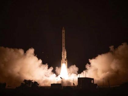 Israel launches spy satellite, will monitor enemy 24 hours a day | इस्रायलने प्रक्षेपित केला गुप्तचर उपग्रह, २४ तास शत्रूवर लक्ष ठेवणार Israel launches spy satellite, will monitor enemy 24 hours a day | इस्रायलने प्रक्षेपित केला गुप्तचर उपग्रह, २४ तास शत्रूवर लक्ष ठेवणार