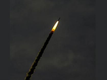 isro pslv c61 satellite it fell from 888 km in space why | अवकाशातून ८८८ किमीवरून कोसळले... कशामुळे? isro pslv c61 satellite it fell from 888 km in space why | अवकाशातून ८८८ किमीवरून कोसळले... कशामुळे?