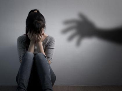 Rape of sexual abuse? The victim trapped four people | लैंगिक शोषण की बलात्कार? पिडितेने अडकविले चारजणांना