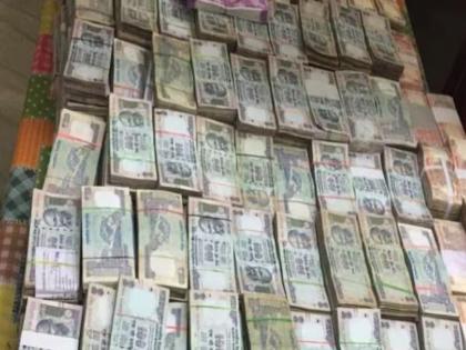 8 crore assets in the name of driver and servant; IT seized 11 properties | ड्रायव्हर अन् नोकराच्या नावावर ८ कोटींची संपत्ती; IT नं ११ मालमत्ता केल्या जप्त