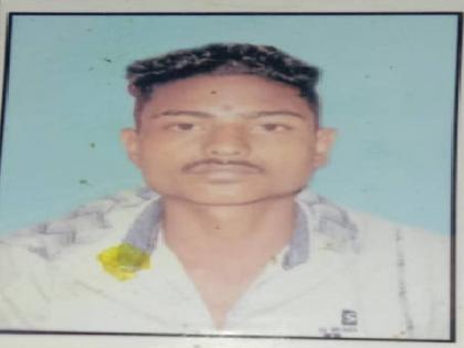 Heartbreaker! Mother was in farm and son commits suicide; The reason is unclear | हृदयद्रावक! आई शेतात अन् घरात मुलाची आत्महत्या; कारण अस्पष्ट