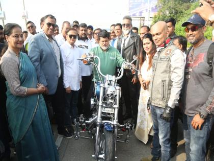 Don't drink and drive Youth's message from motor rally | मद्यपान करून गाडी चालवू नका; तरुणांचा मोटार रॅलीतून संदेश