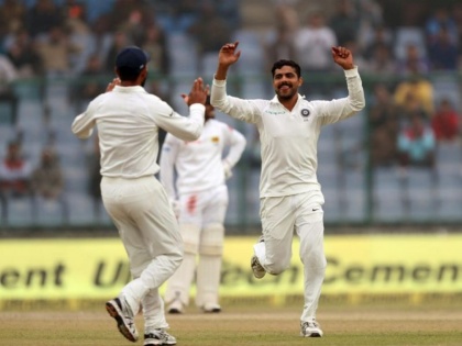 India lost seven wickets, Sri Lanka's second innings fell 31 runs from three games | भारताचा विजय सात बळींनी दूर, श्रीलंकेचा दुसरा डाव ३ बाद ३१ असा गडगडला