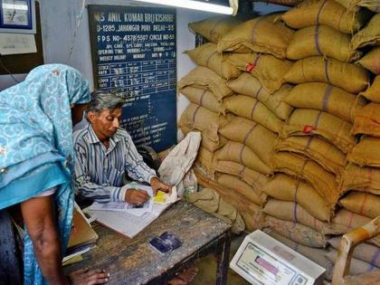 Shocking! ‘Forty ration shops run by one person’ | धक्कादायक ! ‘एकच व्यक्ती चालवते रेशनची चाळीस दुकाने’