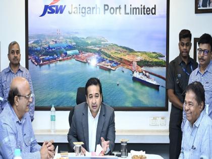 Jaigad Port will be developed as a hub says Minister Nitesh Rane | जयगड बंदराचा ‘हब’ म्हणून विकास करणार - मंत्री नितेश राणे 