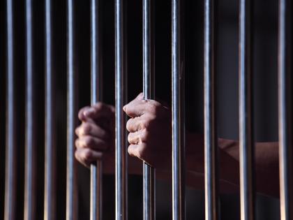 Man who sexually assaulted his stepdaughter deserves 5 years in prison | पोटच्या मुलीचा लैंगिक छळ करणाऱ्या नराधमाला ५ वर्षे जेलची हवा Man who sexually assaulted his stepdaughter deserves 5 years in prison | पोटच्या मुलीचा लैंगिक छळ करणाऱ्या नराधमाला ५ वर्षे जेलची हवा