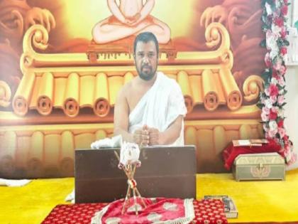 जैन मुनी नीलेशचंद्र विजय यांचे आता ३ नोव्हेंबरपासून उपोषण - Marathi News | Jain sage Nilesh Chandra Vijay to go on hunger strike from November 3 | Latest News at Lokmat.com जैन मुनी नीलेशचंद्र विजय यांचे आता ३ नोव्हेंबरपासून उपोषण - Marathi News | Jain sage Nilesh Chandra Vijay to go on hunger strike from November 3 | Latest News at Lokmat.com