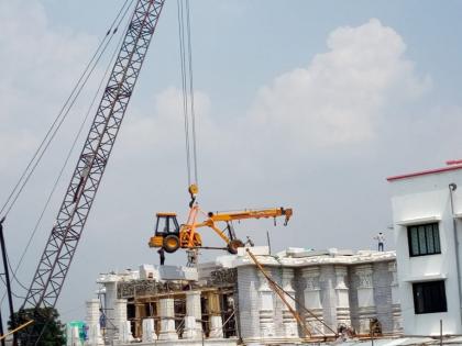 Work of Shvetambar Jain temple in Shirpur is in progress | शिरपूर येथील श्वेतांबर जैन संस्थानच्या मंदिराचे काम प्रगतीपथावर 