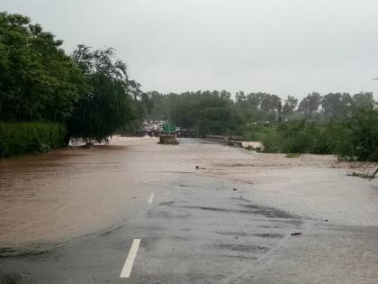 Many villages in Gangapur dam area are disconnected | गंगापूर धरण परिसरात अनेक गावांचा संपर्क खंडीत