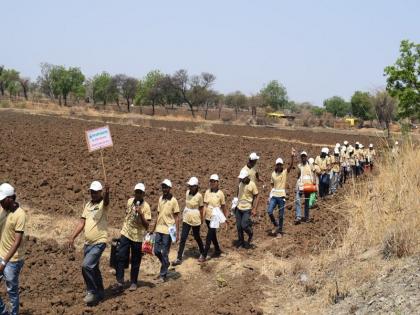 The works of 15 regional schemes in the district are only on half; When will the villagers of 523 villages get water? | ‘जलजीवन मिशन’! १ हजार २८ कोटींची कामे रेंगाळली; ५२३ गावांतील ग्रामस्थांना पाणी मिळणार कधी?