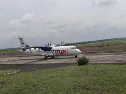 Jalgaon-Mumbai Airlines 'Shri Ganesh' | जळगाव-मुंबई विमानसेवेचा ‘श्री गणेशा’