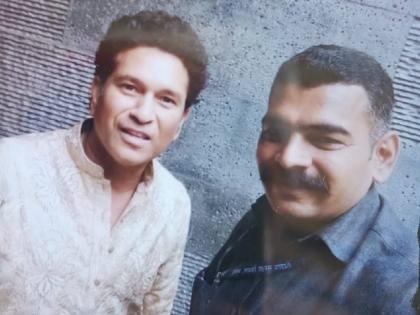 Sachin Tendulkar's bodyguard commits suicide by shooting himself in the head; | सचिन तेंडुलकरच्या बॉडीगार्डने डोक्यात गोळी झाडून केली आत्महत्या; जामनेर शहरात मध्यरात्री थरार