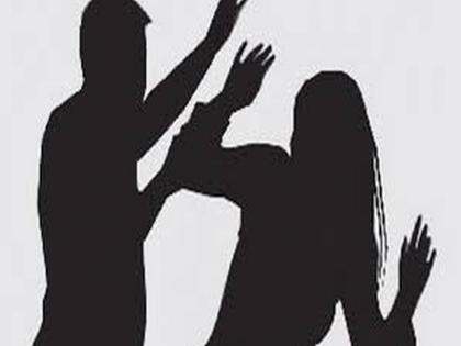 Two cases of molestation at Shahada and Dhadgaon | शहादा व धडगाव येथे विनयभंगाच्या दोन घटना