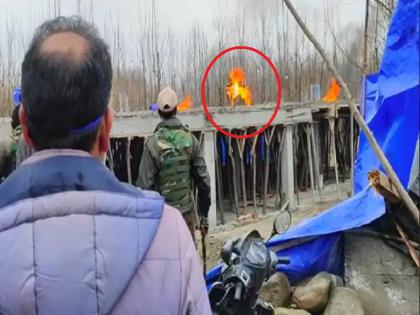 youth set himself on fire in front of the authorities, a shocking incident took place in Ganderbal, Jammu Kashmir | अधिकाऱ्यांसमोर तरुणाने स्वतःला पेटवून घेतले, श्रीनगरमध्ये घडली धक्कादायक घटना