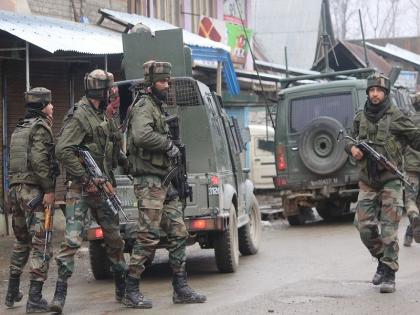 Jammu Kashmir News: Clashes between security forces and militants in Avantipora, one terrorist killed | जम्मू-काश्मीरच्या अवंतीपोरामध्ये सुरक्षा दल आणि दहशतवाद्यांमध्ये चकमक, एक दहशतवादी ठार