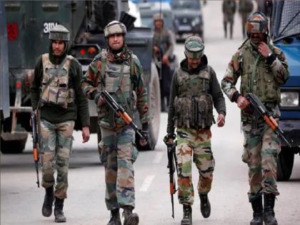 Target Killing in Kashmir: Hindus targeted by terrorists; Several murders in one month | Target Killing in Kashmir: विजय, रजनी, राहुल...दहशतवाद्यांच्या निशाण्यावर हिंदू; एका महीन्यात अनेक हत्या