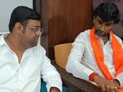 'कशाला रोडमॅप? आजच अंमलबजावणी करा!'; जरांगे-मुख्यमंत्र्यांचे OSD यांच्यात काय चर्चा झाली? - Marathi News | The government says 'give a map', Jarange said 'give reservation today!'; What was discussed in the Chief Minister's meeting with the OSD? | Latest jalana News at Lokmat.com 'कशाला रोडमॅप? आजच अंमलबजावणी करा!'; जरांगे-मुख्यमंत्र्यांचे OSD यांच्यात काय चर्चा झाली? - Marathi News | The government says 'give a map', Jarange said 'give reservation today!'; What was discussed in the Chief Minister's meeting with the OSD? | Latest jalana News at Lokmat.com