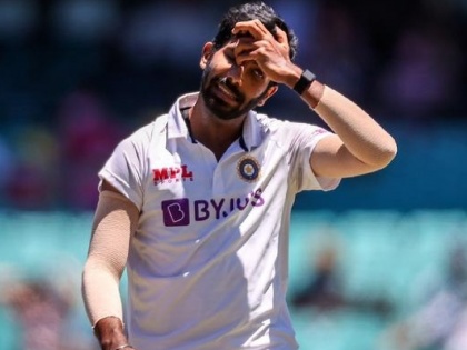 India vs Australia : Jasprit Bumrah will play in Brisbane even if 50 per cent fit, Team Management | India vs Australia, 4th Test : टीम मॅनेजमेंट जसप्रीत बुमराहच्या करिअरशी खेळणार?; मयांक अग्रवालचेही खेळणे अनिश्चित