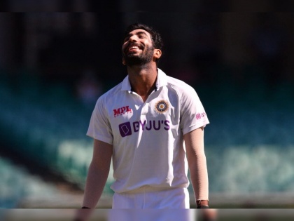 India pacer Jasprit Bumrah ruled out of fourth Test against Australia due to abdominal strain: BCCI Sources | Big Blow : दुखापतीमुळे जसप्रीत बुमराहचीही चौथ्या कसोटीतून माघार; अजिंक्य रहाणेची 'कसोटी'!