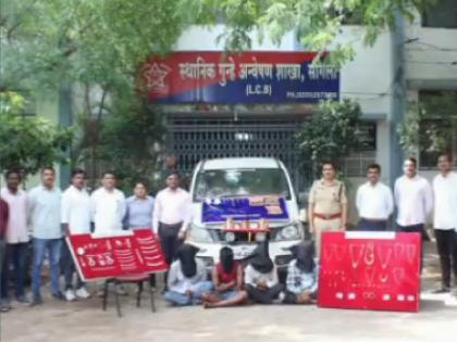 Gang of four arrested for burglarizing houses in Jat, Vita, Chinchani Wangi, Islampur and Atpadi areas sangli, property worth Rs 26 lakh seized | Sangli Crime: घरफोड्या करणारी आंतरराज्य टोळी जेरबंद, २६ लाखांचा ऐवज जप्त Gang of four arrested for burglarizing houses in Jat, Vita, Chinchani Wangi, Islampur and Atpadi areas sangli, property worth Rs 26 lakh seized | Sangli Crime: घरफोड्या करणारी आंतरराज्य टोळी जेरबंद, २६ लाखांचा ऐवज जप्त