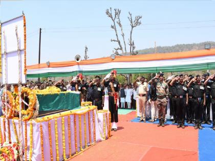 Martyr Subedar Ajay Dhagale was cremated with state funeral | अमर रहे! शहीद सुभेदार अजय ढगळे यांच्यावर शासकीय इतमामात अंत्यसंस्कार