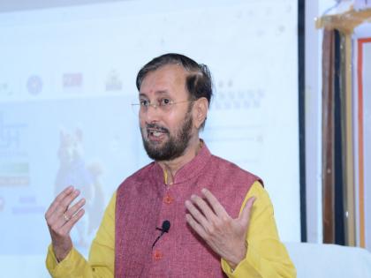 Mahavikas Aghadi's guarantee is a manifesto of deception; Comments by Prakash Javadekar | Prakash Javadekar: महाविकास आघाडीची गॅरंटी म्हणजे फसवणूक करण्याचा जाहीरनामा; प्रकाश जावडेकरांची टीका