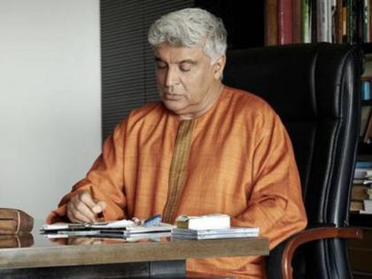 javed akhtar wrote a famous song tumko dekha to ye khayal aya in just 10 minutes while drunk | जावेद अख्तर यांचं 'ते' लोकप्रिय गाणं, म्हणाले, "दारुच्या नशेत १० मिनिटांत लिहून पूर्ण केलं"